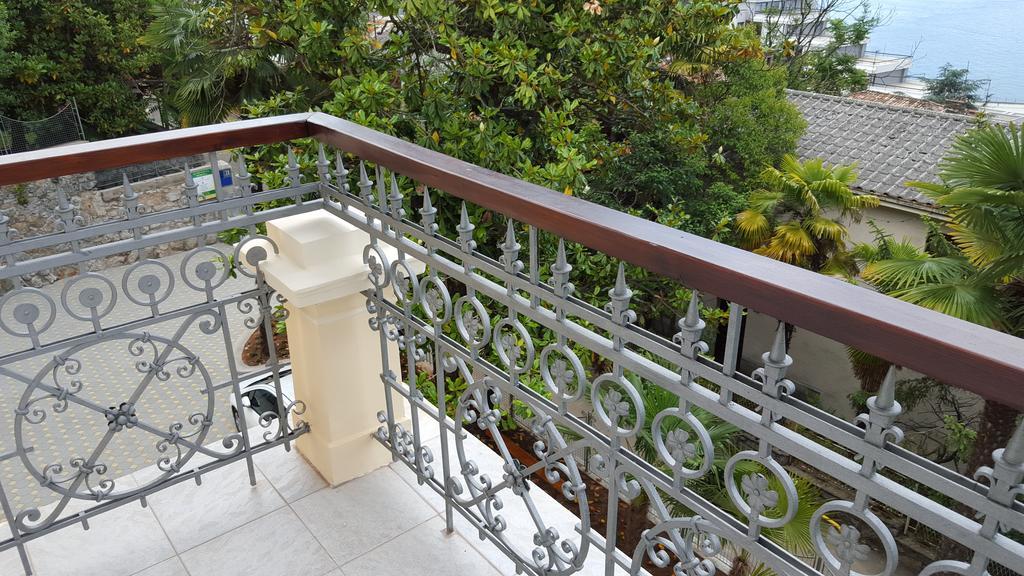 Apartments Villa Atta Opatija Exterior photo