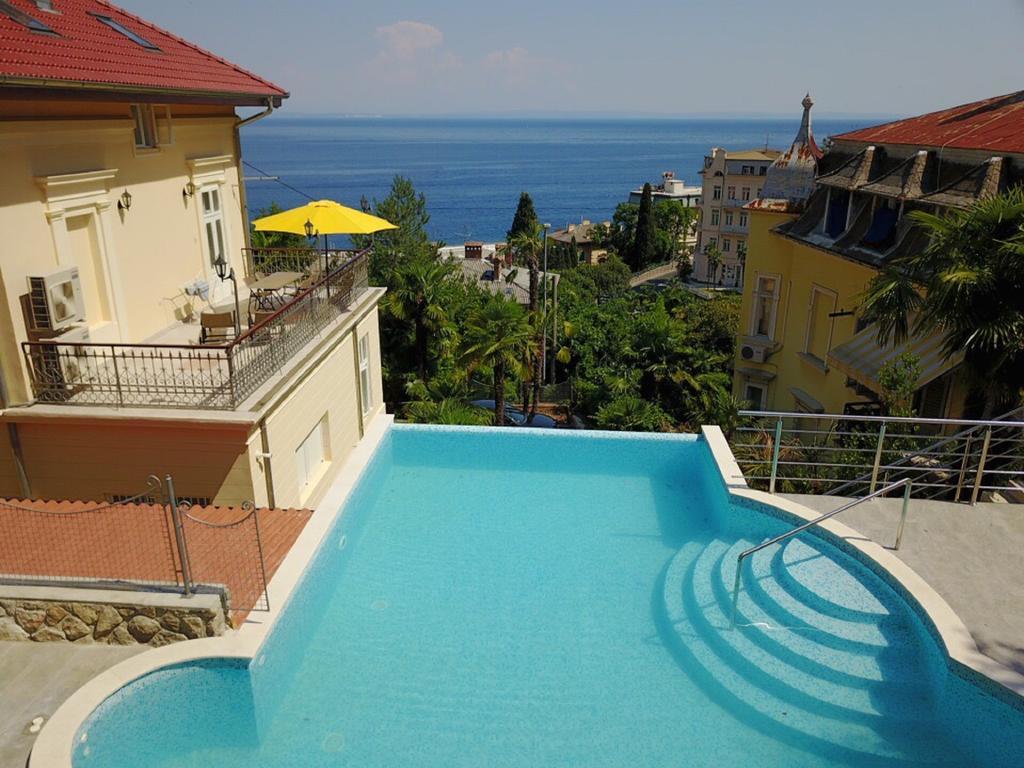 Apartments Villa Atta Opatija Exterior photo
